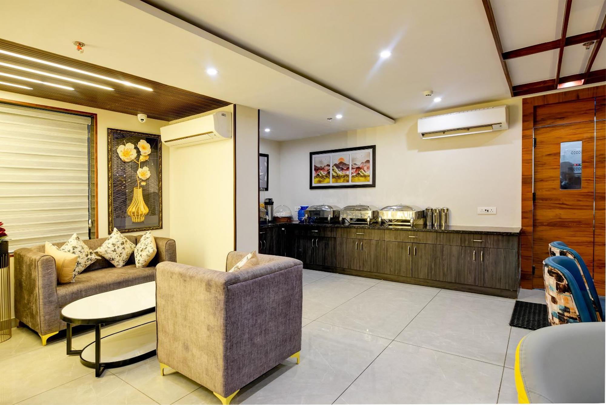 Hotel Airport Le Premier, Nuova Delhi Esterno foto